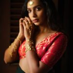 Sanchana Natarajan Instagram - Spell of our love✨ @anitakamaraj @beingroofa @the.olio.stories @anupama.krishnamachari @hair_by_aiswaryaraj