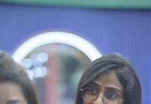 Sangeetha Sringeri Instagram - ನಮ್ಮ ಸಂಗೀತ ಎಂದರೆ ಹೀಗೆಯೇ ಒಂದು ಬೆಚ್ಚನೆಯ ಅಪ್ಪುಗೆ ಇದ್ದಂತೆ ❤️ She's like a warm, comforting hug on the coldest days. Catch her spreading joy on @colorskannadaofficial and @officialjiocinema #BBK10 #SangeethaSringeri #HappyBigboss #ColorsKannada #JioCinemas #Trending