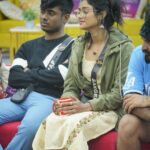 Sangeetha Sringeri Instagram - With a touch of class and a heart full of determination, she can move mountains ✨ ನಮ್ಮ ಸರಳ ಸುಂದರಿ ಸಂಗೀತಾನ ಬಿಗ್ ಬಾಸ್ ನಲ್ಲಿ ನೋಡ್ತಾ ಇದ್ದೀರಾ? Streaming on @colorskannadaofficial and @officialjiocinema #BBK10 #SangeethaSringeri #HappyBigboss #VoteForSangeetha #ColorsKannada #JioCinemas #Trending #BigBossKannada