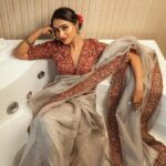 Sangeetha Sringeri Instagram - Elegance never goes out of style✨ Styled by: @styleline_bydee & @beingstyl Photography: @theportraitstudio_tps Outfit: @samyakkclothing MUA: @dheerajamakeovers Studio: @tps_spaces
