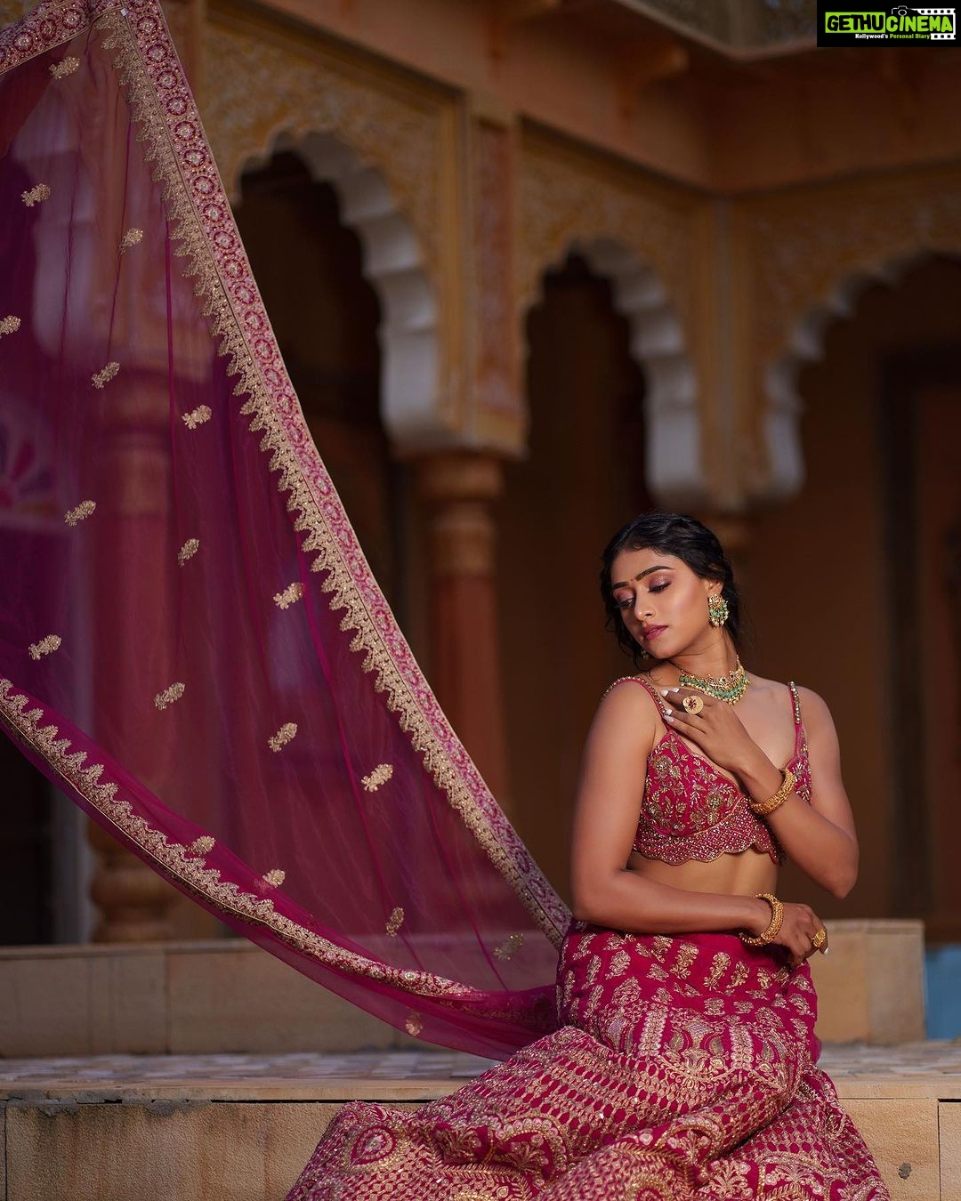 Sangeetha Sringeri Instagram - π Make up and Hairstyle by the beautiful @makeupbyvinutha Mindblowing photography by @arunkummar_portraits Location: @destino_the #SangeethaSringeri #Actor #actress #kfi #model #indianactor #traditional #ethnic