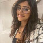 Sangeetha Sringeri Instagram - innu ondu selfie ❤️ 🧥 @mileenia.official styled by @styleline_bydee