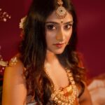 Sangeetha Sringeri Instagram - Onam vibes ✨ Photography: @theportraitstudio_tps Styling: @styleline_bydee & @beingstyl Makeup: @prashanthmakeover Jewelry: @velvetboxby Studio: @tps_spaces