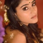 Sangeetha Sringeri Instagram - Happy Onam Photography: @theportraitstudio_tps Styling: @styleline_bydee & @beingstyl Makeup: @prashanthmakeover Jewelry: @velvetboxby Studio: @tps_spaces