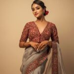 Sangeetha Sringeri Instagram - "In every intricate saree drape, the allure of enchanting eyes and timeless grace shines through. 👁️✨ #EyesOfBeauty #SareeElegance #SareeStyle #GracefulGaze" @iamsangeethasringeri captivating elegance in @samyakksarees . Photography: @theportraitstudio_tps Styling: @styleline_bydee & @beingstyl Makeup: @dheerajamakeovers Studio: @tps_spaces Banglore