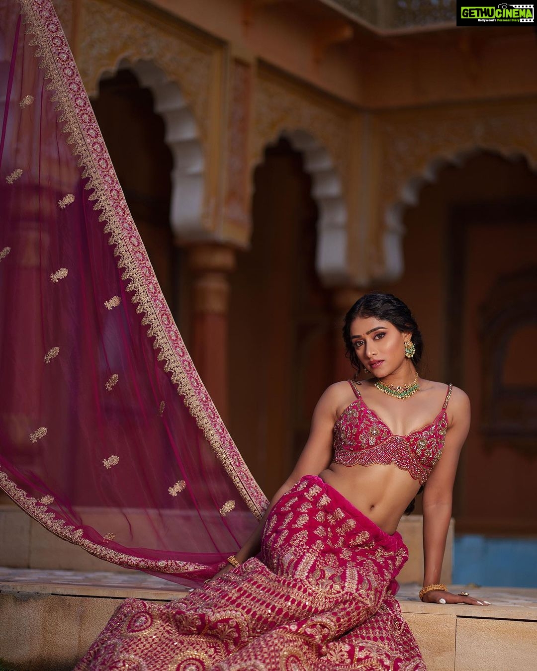Sangeetha Sringeri Instagram - π Make up and Hairstyle by the beautiful @makeupbyvinutha Mindblowing photography by @arunkummar_portraits Location: @destino_the #SangeethaSringeri #Actor #actress #kfi #model #indianactor #traditional #ethnic