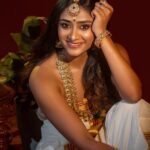 Sangeetha Sringeri Instagram - Onam vibes ✨ Photography: @theportraitstudio_tps Styling: @styleline_bydee & @beingstyl Makeup: @prashanthmakeover Jewelry: @velvetboxby Studio: @tps_spaces