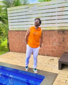 Sanjay Gagnani Instagram - Easy like Sunday Morning 🧡