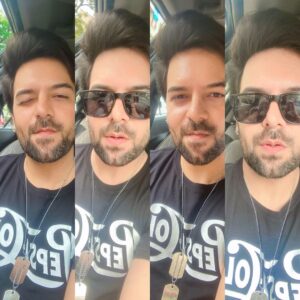 Sanjay Gagnani Instagram - How much Selfie is too much Selfie!?
😎🫰🏻