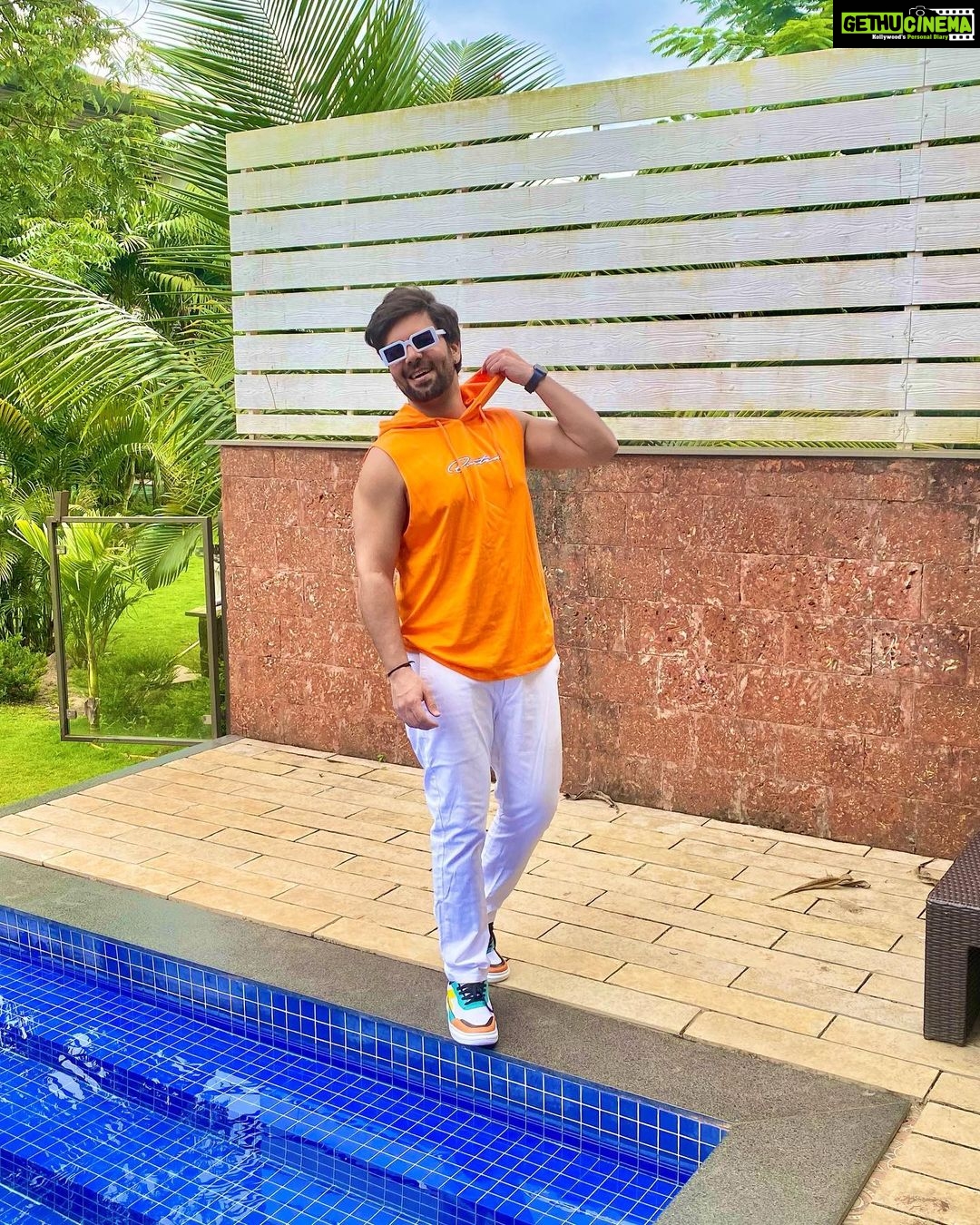 Sanjay Gagnani - 28.4K Likes - Easy like Sunday Morning 🧡