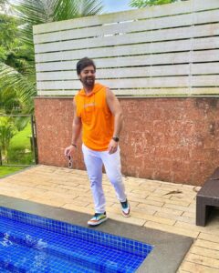 Sanjay Gagnani Instagram - Easy like Sunday Morning 🧡