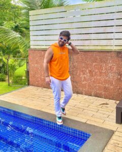 Sanjay Gagnani Instagram - Easy like Sunday Morning 🧡