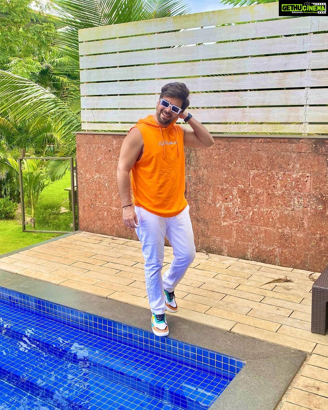 Sanjay Gagnani - 28.4K Likes - Easy like Sunday Morning 🧡