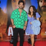 Sanjay Gagnani Instagram - #Akelli Premiere 👫 Go Watch the film if you haven’t yet! One of the most gripping, courageous story-film I’ve ever seen! Many congratulations to @stepbystepcasting for turning Producer with this one and best wishes @ninadvaidya