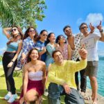 Sanjay Gagnani Instagram - It’s simple… Zindagi na milegi Dobara… @sanjaygagnaniofficial @poonampreet7 @sanchita.attawar @roshmibanik @shivyapathania @himanisharma @priyapatidar @wadhwasiddharth #zindagi #life #travel #laugh #drinks #roadtrip #birthday #birthdaybash #instagood #instagram #insta #instadaily #instabirthday