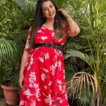 Sanjjanaa Instagram - So it was a fabulous day and I happen to combine the professional shoot of 2 kids brands together @momzjoy & @isakaatoys … check out the beautiful gowns that @momzjoy offers to all of us and lovely kids accessories that they have 💐 #Momzjoy has the most stylist gowns so that you can just flow through your maternal face, very beautifully and gracefully … if your baby is more than 10 months, then you should definitely check out the remote control cars to enter. Entertain your children with the best baby safe certified kids automobiles … by @isakaatoys … we completely love supporting women entrepreneurs @makeoverby_sushmamanjunath thank you for the lovely hair and make up , you make me look so flawless ❤️ have a lovely and a blessed day all of you 💐 let us know in the comment section. What do you think about this collaboration and the entire post? your reviews are most welcome ❤️❤️ ???? Karnataka, Bangalore