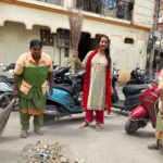 Sanjjanaa Instagram – It’s our responsibility to keep our #Bangalore litter free and completely clean , it’s obvious that in our daily lives, we will not go and sweep the roads … but let’s take a oath to keep our surrounding, as clean as possible and respect our roads, like if how we respect our Prayer rooms in our life … let’s not dirty the streets and make sure we have a conversation with people who dirty the street and discourage them to do so and become a responsible citizen .  A very happy Gandhi Jayanti to all of you. … long live Mahatma Gandhi in the hearts of all Indians. ❤️ happy birthday bapu ji . ❤️ 

Chq out composters from @stonesoup.in to make banglore city clean & green ❤️ Indiranagar