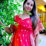 Sanjjanaa Instagram - #julyphotodump … it’s been a very very hectic month and perhaps another month of this year comes to an end. Looking forward to so much that’s brewing around me … life is full of so many opportunities coming my way both in my personal life and in my professional life I couldn’t have been in a happy space than I am. I thank in the Almighty and I thank each and everyone of you who have contributed to make me smile to make me happy . #gratitude to life & all … 📷 @sachinnanjegowda.official Team @glamup_by_bhavithagowda hair & make up @divyamakeupartistofficial @hair_artist_ramyagowda Alarik costume by @iyra_designstudio Red kaftan by @riddhi_99design . Karnataka, Bangalore