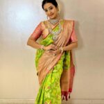Sanjjanaa Instagram - Beautiful blouse & my look is curated by @vibbhinna ❤️ Real diamond Jewellry by @srikrishnadiamondsandjewellery .. South Indian sarees are known for their vibrant colors, rich fabrics, and intricate designs. There are several types of South Indian sarees that hold special significance in the region's traditions. Let me share some of the popular ones with you… Like Kanjeevaram Saree This saree from Tamil Nadu is renowned for its pure silk fabric and intricate motifs, often inspired by temples and nature. Kanjeevaram sarees are considered highly luxurious and are traditionally worn on special occasions like weddings. South Indian sarees, regardless of their specific type, are often worn with traditional jewelry like temple jewelry, adding to the overall elegance and authenticity of the outfit. The rich heritage and cultural significance associated with South Indian sarees make them truly unique and beloved by people across the globe. Kasavu Saree .. Kasavu sarees, also known as Kerala sarees, are made from handwoven cotton fabric with a golden border known as kasavu. These sarees are typically off-white or cream in color and are associated with the beautiful culture and traditions of Kerala. This one I’m flaunting is a Gadwal Saree … Originating from Telangana, Gadwal sarees are known for their unique integration of cotton and silk fabrics. They feature large-sized motifs and a contrasting pallu that adds to their distinct charm. Pochampally Saree … Pochampally sarees, from the Telangana region, are crafted with an intricate tie-and-dye technique called "ikat." These sarees come in a variety of colors and designs and are highly valued for their meticulous craftsmanship. I completely believe that saree on our Indian woman is by far an excellent & the most beautiful Elegant option . Karnataka, Bangalore