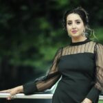Sanjjanaa Instagram - Nothing can beat a black dress . Do you agree with me? Costume @riddhi_99design @official_dermacol_india products . @glamup_by_bhavithagowda make up artist , @sachinnanjegowda.official 📸 Karnataka, Bangalore
