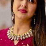 Sanjjanaa Instagram - As feminine and beautiful as this simple dresses Lucknowi dresses are from @ruslaansiddiqui , it’s as comfortable as that … Skin care partner @official_dermacol_india , 💄 @ss_makeover_by_suha , @jewelerybysusmitha . 📷 @iamsaadkhan Karnataka, Bangalore