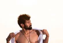 Santhosh Prathap Instagram - “Trust yourself. You know more than you think you do.” #benjaminspock Photographer @pariaarclicks Asst @balaa1981 @ardraramachandran #love #peace #life #grateful #gratitude #oneness