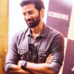 Santhosh Prathap Instagram - Be it good or bad There is sacrifice behind every success.. 📸 @tk_studio__ #gratitude #grateful #oneness #love #peace