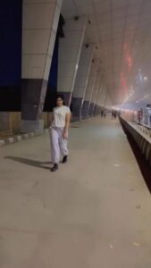 Sapna Vyas Instagram - I will survive. Living each day for my mom 💕. My tears and scars have only made me stronger. 🌉- Akota Bridge, Baroda #akotabridge #baroda #vadodara #barodian #surat #msubaroda #msuvadodara #ratribazar #vadodaramobile #ahmedabad #bharuch #anand #nadiad #akota #alkapuri #ourvadodara #msu #ankleshwar #sangam #waghodia #secondhand #secondhandiphone #inorbitmall #padra #msuniversity #vadodaramarket #aapduvadodara #iphonevadodara #thepeopleofvadodara #msucollage Akota Bridge Baroda