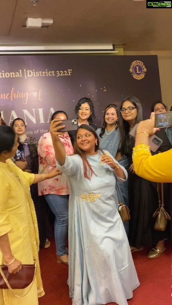 Sapna Vyas Instagram - Not all super heroes wear a cape… some put their mobiles to good use and capture such golden memories. Thank you so much Ms. Divya @bhattarkallani It was an absolute honour to address and meet the women leaders of and around Siliguri. Big shoutout to Bimal Ji and team for inviting me. Lions Club international is doing such phenomenal social work, I am glad I could be a part of the event. Ramada Encore Siliguri