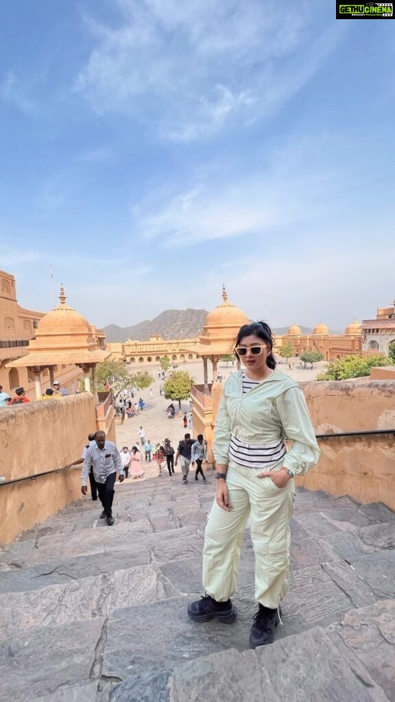Sapna Vyas Instagram - Here’s a glimpse of my visit at Amer and sharing some facts for you: (btw have you visited the place? What did you like the most? ) - Amer Fort is located near Jaipur, Rajasthan. - Amber takes its name from Amba Mata. - It was originally built by Raja Man Singh. - The fort overlooks Maotha Lake which is the main source of water for the Amer Palace. - The construction of Amer Fort was started in 1592 and it is one of the oldest palaces in India. - Made up of marble and red stones, Amer fort is made up till four levels all with their own courtyards. They include : Diwan-i-aam, Diwan-i-Khas, Sukh Niwas and Sheesh Mahal. - Amer along with more forts in Rajasthan were considered a part of UNESCO World Heritage Site as the Hill Forts of India in 2013. #amerfort #jaipur #rajasthan #jaipurdiaries #pinkcity #india #jaipurcity #hawamahal #nahargarhfort #jalmahal #jaipurlove #jaipurphotography #rajasthantourism #incredibleindia #tourism #pinkcityjaipur #amberfort #travel #jaipurblogger #beautifuljaipur #travelphotography #photography #citypalace #nahargarh #jaipurite #jaipurtalks #amerfortjaipur #udaipur #jaipurcityblog #alberthall