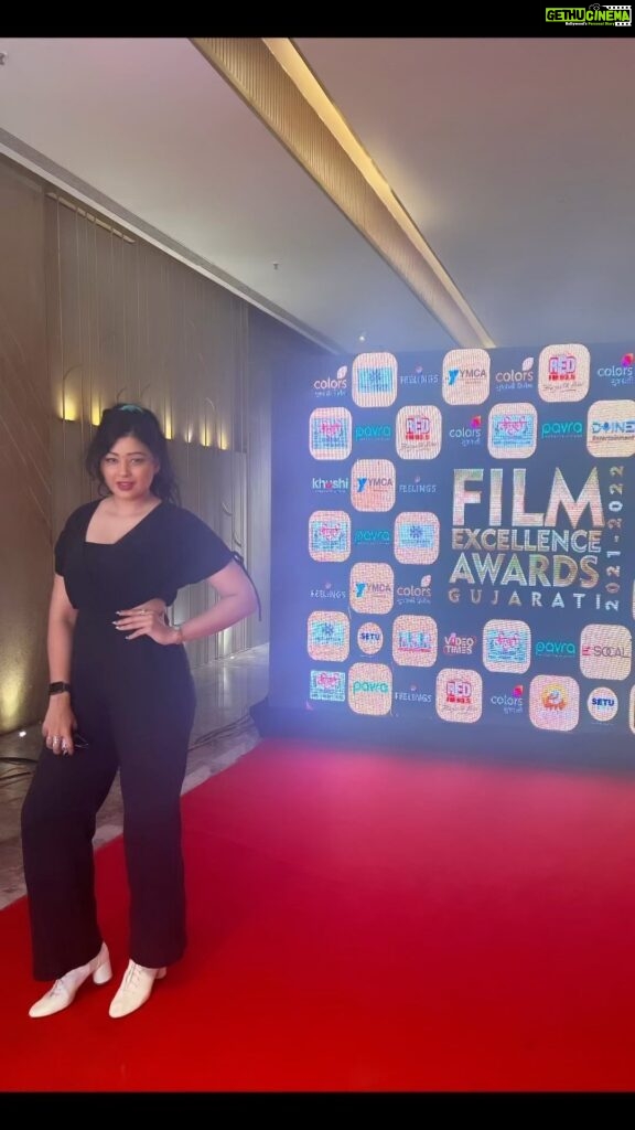 Sapna Vyas Instagram - Feeling so proud…. Film Excellence Awards Gujarati is going international…. Dubai it is. #NominationsDay It’s a herculean task to manage such an event… but challenge and excellence are thy second nature @abhilashghodaofficial so this was expected ☺️ To see the dream and then to make it see the light of the day calls for a relentlessly hardworking team @thefeagujarati @drpavra @dixitghoda @vraj.ghoda @karanghoda @vivekghoda1 and the entire team … bravo 🙌 जब आगाज इतना जबरदस्त है तो अंजाम कैसा होगा…. May you guys have the best times of your lives at Dubai 🤟🏻 📸 - @aakashzalaofficial YMCA International Club - S.G Road - Ahmedabad