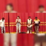 Sapna Vyas Instagram - “Ant Vagarni Vaat” what a fab psychological thriller drama. A must watch Gujarati Natak. Brilliantly performed by the actors. @charmy_kelaiya @vishal_chauhan_1219 @niravactor @maha_dev_oo7 @natyotsav_2023 is showcasing dramas of different genres throughout this week. So do visit Thakorbhai Desai Hall and experience the amazing performances. @vivek.shah96 @vivekshahproductionsofficial @bhargav_trivedi25 @kartaviya_shah @dalisayevents Got the opportunity to talk about my upcoming movie 🎥 “20 Hours” @tanishka.studios @harshil_kumar2702 @hemin_hht143 @themaulikchauhan 📸- @gohildipen @parth_kotak927
