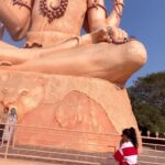 Sapna Vyas Instagram - Shri Nageshvar Jyotirling …. Jai Shiv Shankar Thanks @gujarattourism for this experience. Stars behind the scene @vipul_b_jambucha @ishitpathak_ @manandave9 #20Hours #Gujarattourism #8eph.official #Gujarat #Shivrajpurbeach #Dwarika #Jayshreekrishna #Radhakirshna #Travel #Explore #Gujarati #Media #Gujjutour #Entertainment #Gujaratifilms #Gujaratikalakar #Kalravgujarati #Manandave9 #Thetheaternews #News #Gujaratnews #India #Exploregujarat #Bhaibhai #Arvindvegda #SapnaVyas