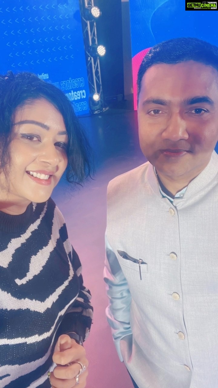 Sapna Vyas Instagram - …so its my first time in Goa and I couldn’t have been luckier met The Honourable Chief Minister of Goa, Shri Pramod Sawant @drpramodpsawant Learnt about his vision for the growth of Goa. Thanks @creatorsunitedglobal @pinkvilla @themadinfluence @gautam.mad @nandini.shenoy.17 @reelstarofficial for organising this event. #itallstartswithyou #creatorsunited2023