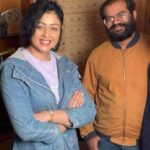 Sapna Vyas Instagram - BTS … dubbing diaries 🎤 🎙️ Gujarati Movie: 20 Hours Director & Writer: @hemin_hht143 Producer: @harshil_kumar2702 @tanishka.studios Actors: @themaulikchauhan @coachsapna @vijay.musica @abhishektanna_12 @ninemediacenter @vishal_thelife @thedidani @dhruviladodaria @hdm__tech @studiomusica_