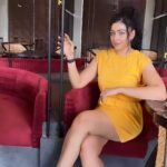 Sapna Vyas Instagram – Yellow yellow dirty fellow 🌻 

Location- @savvyswaraajsportsclub Savvy Swaraaj Sports Club