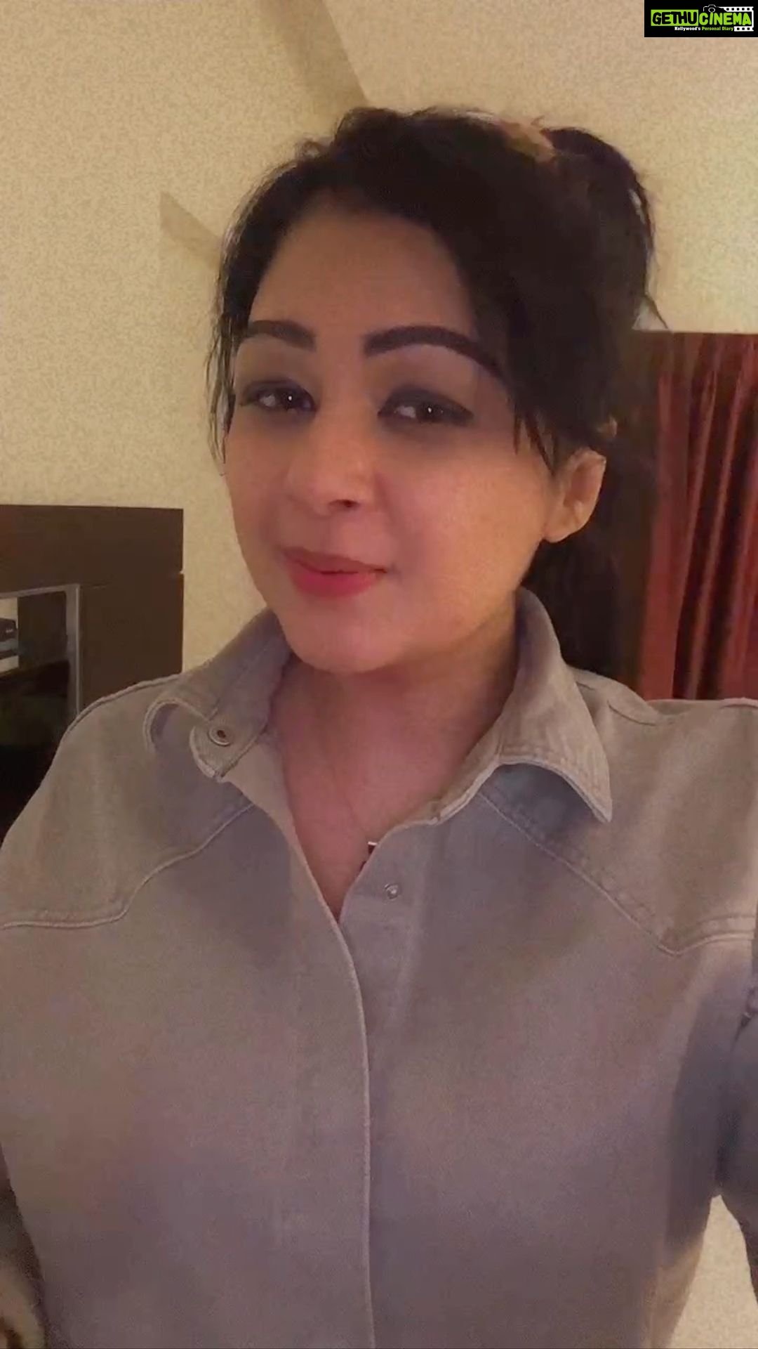 Sapna Vyas Instagram - Checkout my video series- Achi baatein with Kahavatein ! on Josh @officialjoshapp