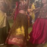 Sapna Vyas Instagram - Wearing these amazing chaniya choli from @looksboutique6 Looks boutique, Shilp building, cg. road, Ahmedabad. Video courtesy: Mr. Hiren @aeshapateldholakia Garba: @shahmainak