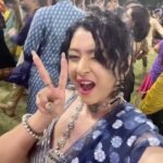 Sapna Vyas Instagram - Garbe ghumo…. Wearing jewellery from @eshyl_silver Eshyl, cg road, Ahmedabad