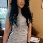 Sapna Vyas Instagram - 3 pics in my fav dress ❤️ And ya show some love to my new account @travelwithsap