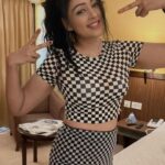 Sapna Vyas Instagram - क्या आप अपने जीवन के सबसे महत्वपूर्ण व्यक्ति को जानते हैं? 💪🏼 Do you invest time in knowing the most important person in your life? Share if you found it useful & Save to watch later ❤️ . . . . . . . . . . Thanks @keralatourism #FitnesswithCoachSapna #AskCoachSapna #FitnessTips #Hinglish #HealthTips #selfcare #selfimprovement #motivation #inspiration #dailyfitnesstips #indianinfluencer #blogger #fitnessinfluencer #hindifitnesstips #hindifitnessvideos #curlyhair #chessdress #blackandwhite #croptop #skirt #kerala #hotel #hotelroom #morning Uday Samudra Leisure Beach Hotel