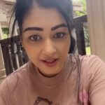 Sapna Vyas Instagram - आप जो कुछ भी करते हैं उसमें आत्मविश्वास कैसे रखें? 💪🏼 How to have confidence in whatever you do? Share if you found it useful & Save to watch later ❤️ . . . . . . . . . . #purpleshorts #porch #browntshirt #hindi #hinglish #fitness #fitnesstips #dailyfitnesstips #confidence #faith #success #askcoachsapna #fitnesswithcoachsapna