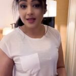 Sapna Vyas Instagram - कैलरी बर्न करने में मदद करने के लिए जिम वर्कआउट के अलावा क्या करें ? 💪🏼 Things to do beyond gym workout to help burn calories. Save this video for future❤️ #FitnesswithCoachSapna #AskCoachSapna