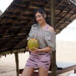 Sapna Vyas Instagram – I stayed at Ayurveda resorts in Kerala for total 15 days. 

(9 days at Nattika Beach Resort, Thrissur and 6 days at Rockholm Beach Resort, Thiruvanthapuram)

I am super excited to share my journey of Ayurveda lifestyle with you peeps. 

(Ayurveda lifestyle includes Ayurveda diet, treatments and yoga)

Look out for videos… reels… photos… of my experiences in Kerala for this entire month. Lot of posts… coming soon !

Drop a heart and save this post ❤️

@nattikabeachayurvedaresort @rockholmbeachretreat @nikkyboy90 The Nattika Beach Ayurveda Resort