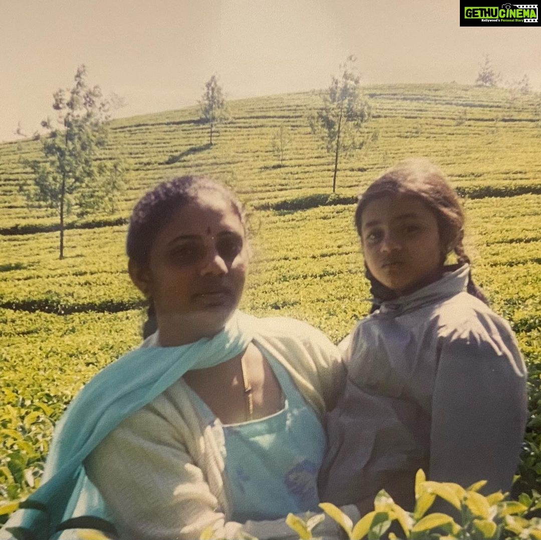 Sapthami Gowda Instagram - Happy Mother’s Day, ಅಮ್ಮ ❤️ Whatever I am, I owe it to you ♾️ Thank you for being my best friend,my advisor,my guardian and everything more 🥰🧿
