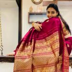 Sapthami Gowda Instagram - ಭಲೇ ಭಲೇ ಚೆಂದದ ಚೆಂದುಳ್ಳಿ ಹೆಣ್ಣು ನೀನು ಮಿಂಚು ಕೂಡ ನಾಚುವ ಮಿಂಚಿನ ಬಳ್ಳಿ ನೀನು 🌺🧿 Saree - Gift from @krg_connects 🫶🏻🥹 Blouse @kalasthreebytejaswinikranthi @tejukranthi 🧿🧿