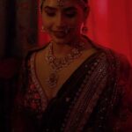 Sapthami Gowda Instagram - Coming soon ❤️🧿 Can’t wait to show you guys this work 🫶🏻 Styling @tejukranthi @kalasthreebytejaswinikranthi Assisted by @khushi_jagadisha MUA @vidyashree_makeoverstories Photography @theportraitstudio_tps Clothing @samyakkclothing Jewelry @abarantimelessjewellery