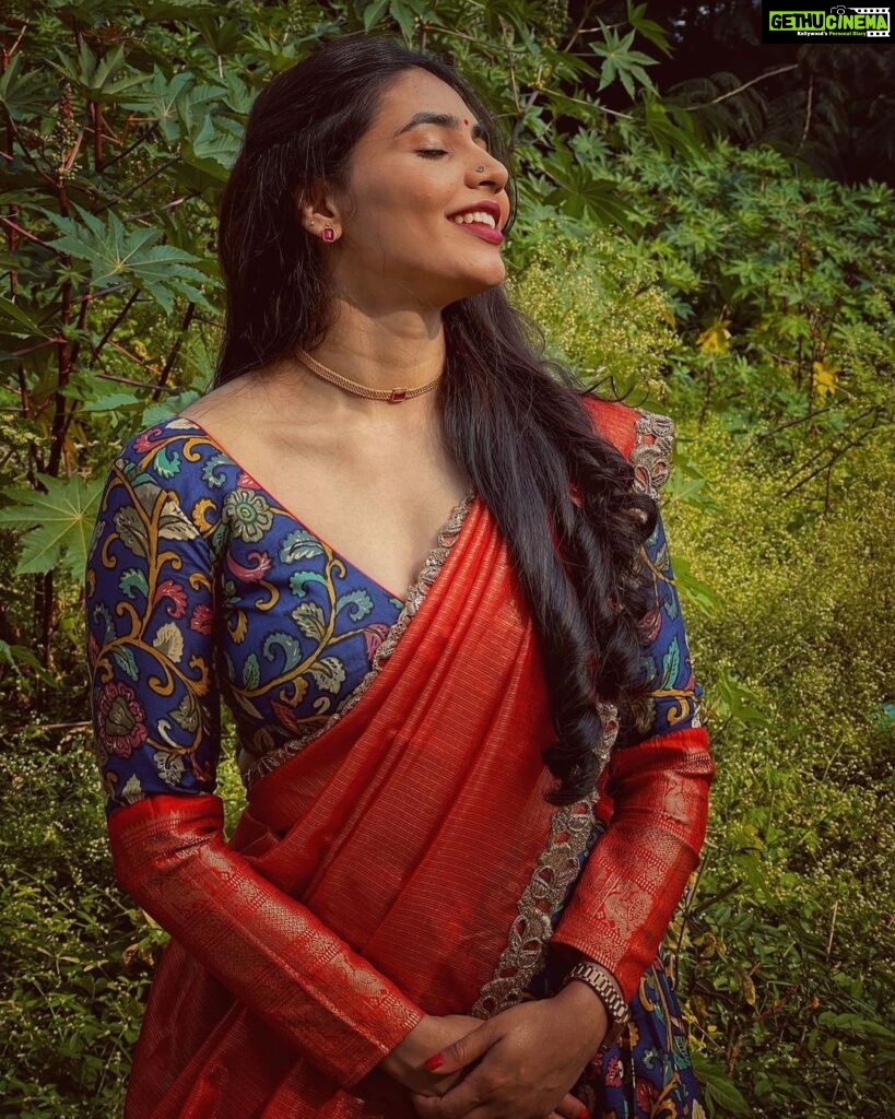 Sapthami Gowda Instagram - ❤️💙🧿 Styling: @tejukranthi Assistant Styling @khushi_jagadisha Outfit @label_manu__gowda Hair : @prashanthhairstylist Jewel @atiracreations