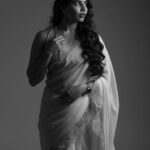 Sapthami Gowda Instagram – Black and white pictures hit you different 🧿

Also, ದೀಪಾವಳಿ ಹಬ್ಬದ ಶುಭಾಶಯಗಳು ✨ 

Styling @tejukranthi 
Assistant styling @khushi_jagadisha 
Outfit @lathaputtanna 
Hair @prashanthhairstylist 
📸 @mayarthaproductions