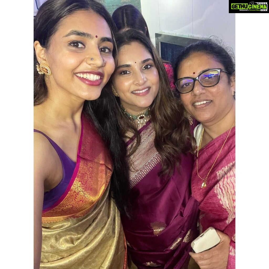 Sapthami Gowda Instagram - Leela wearing leela’s saree ❤️🥹🧿 Styling - @tejukranthi @kalasthreebytejaswinikranthi Assisted by - @khushi_jagadisha Jewellery- @sunrisesilversmiths 🥰
